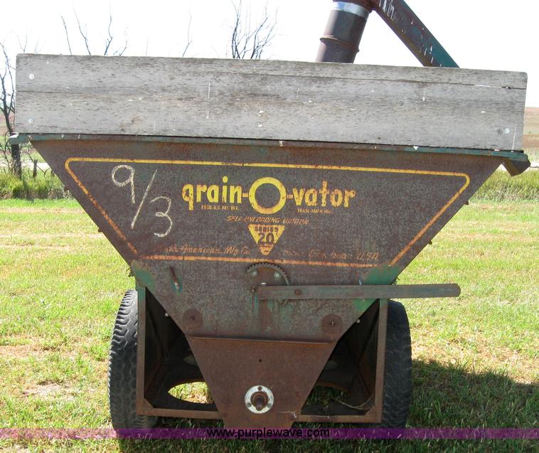 image for item 2665 Grain-o-vator 20 grain cart
