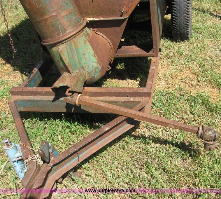 image for item 2665 Grain-o-vator 20 grain cart