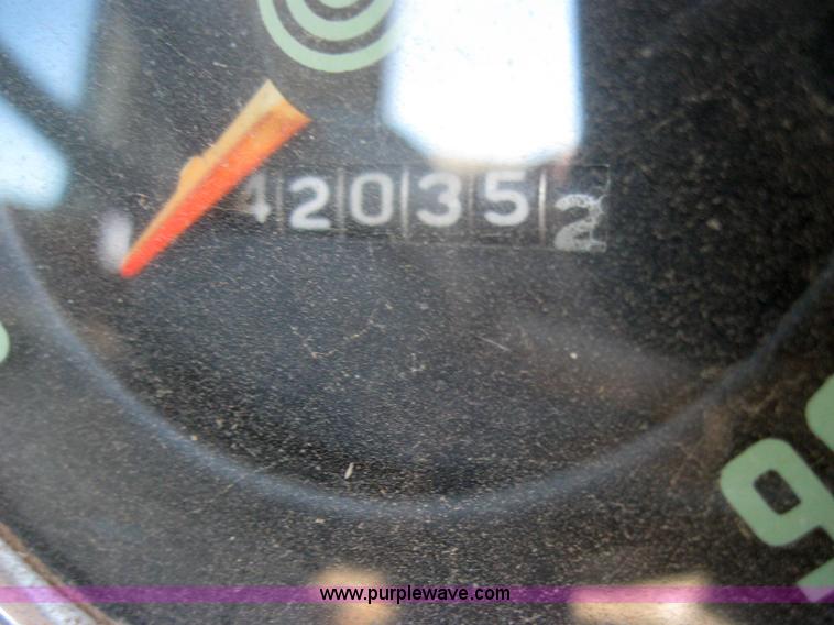 image for item 2668 1967 International 190 truck