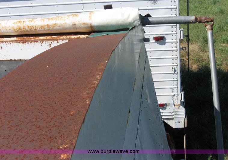 image for item 2672 1973 Hobbs 38' grain trailer