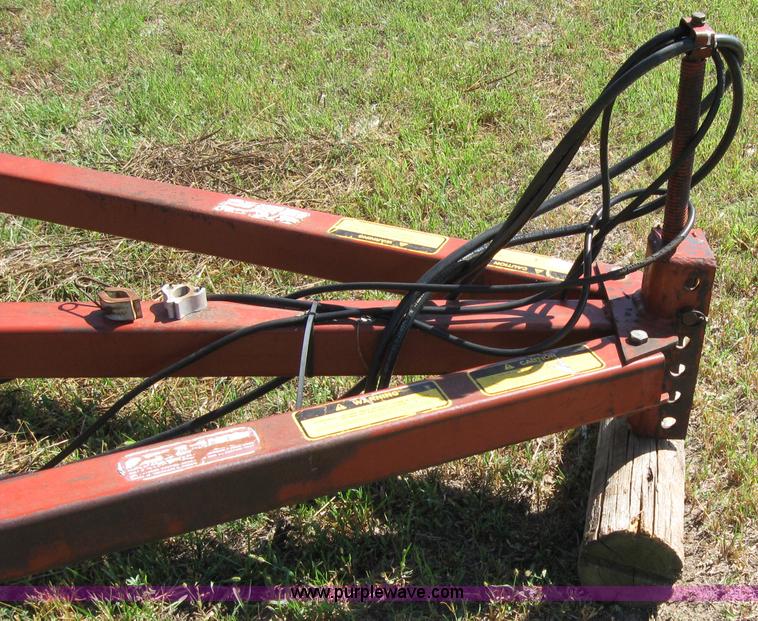 image for item 2676 Hesston 2210 field cultivator
