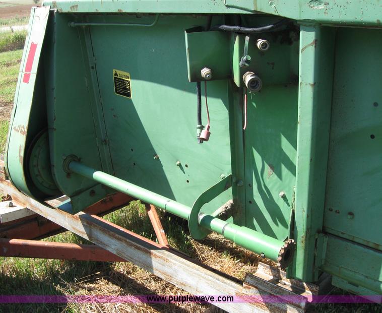 image for item 2677 John Deere 215 platform header