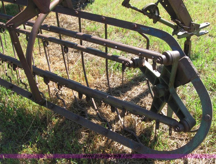 image for item 2678 John Deere 10' side delivery rake