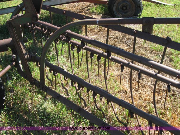 image for item 2678 John Deere 10' side delivery rake