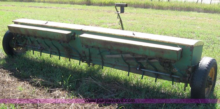 image for item 2682 John Deere LF-12 EZ-Flow grass seeder