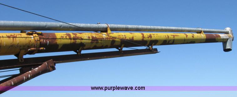 image for item 2684 Mayrath 75' grain auger