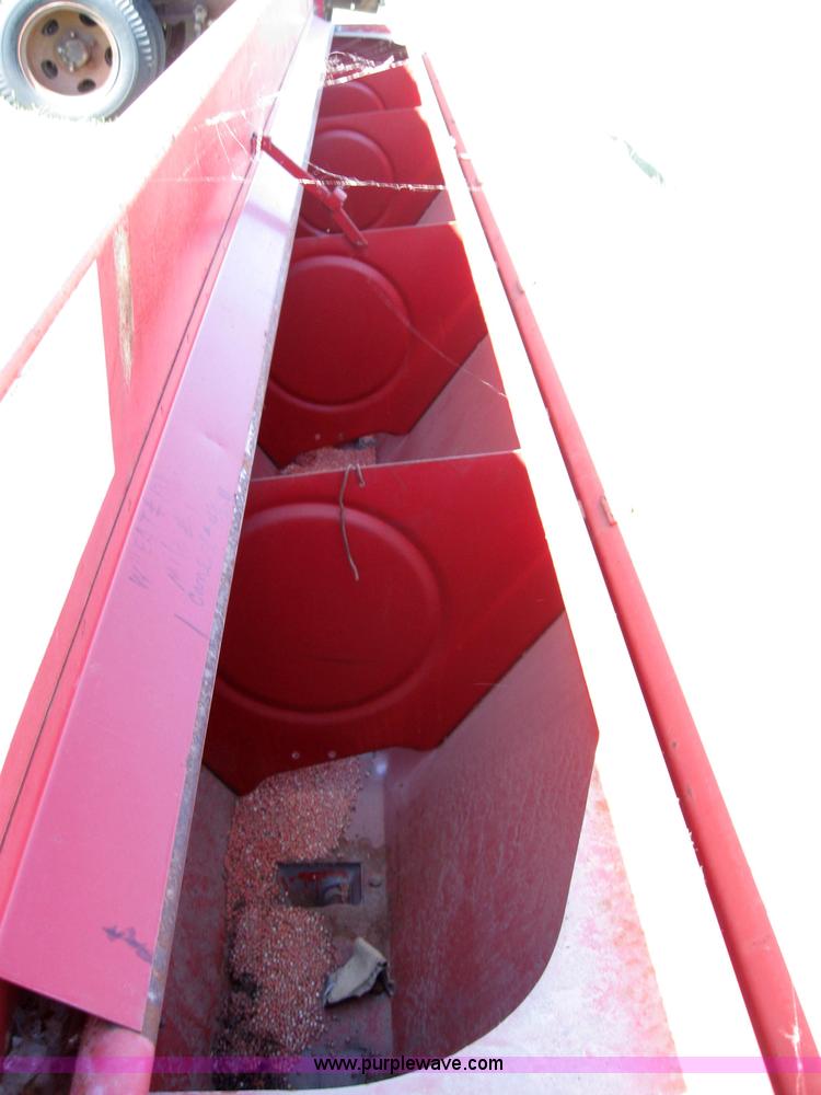 image for item 2686 International 10 grain drill