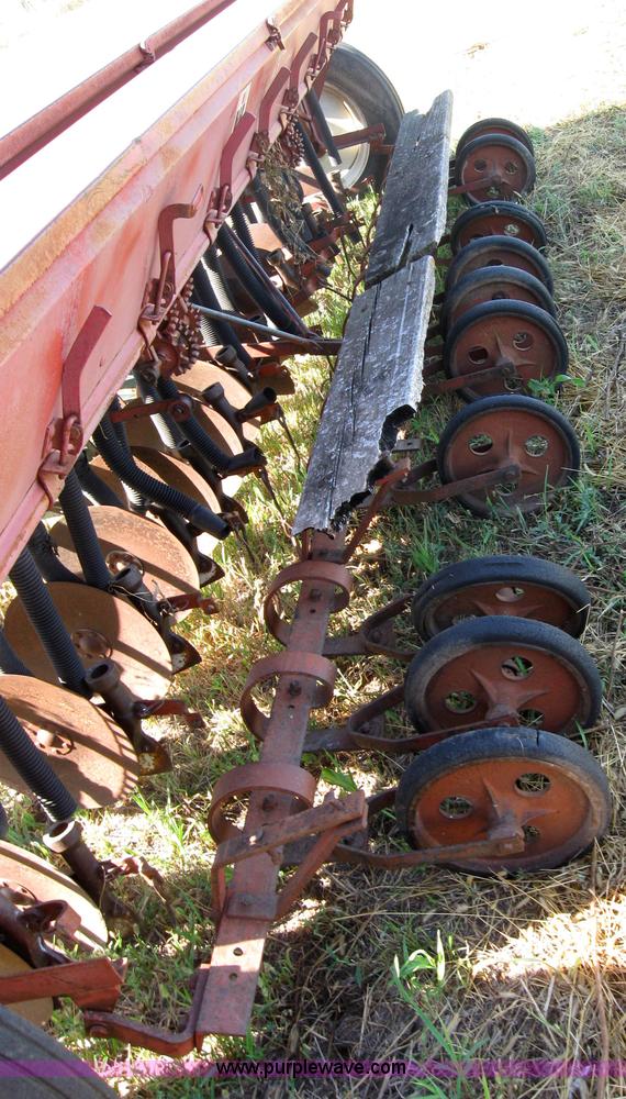 image for item 2689 International 10 grain drill
