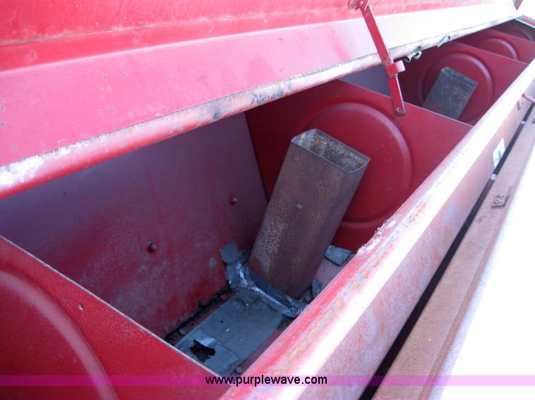 image for item 2689 International 10 grain drill