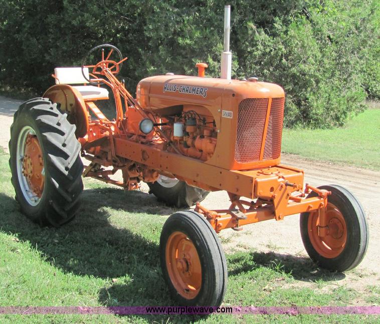 image for item 6820 Allis-Chalmers WD tractor
