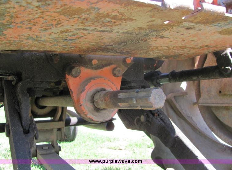 image for item 6821 Allis Chalmers tractor