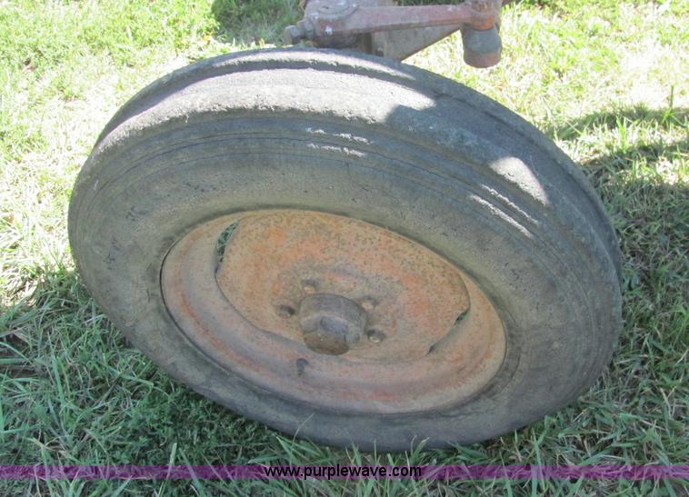 image for item 6821 Allis Chalmers tractor