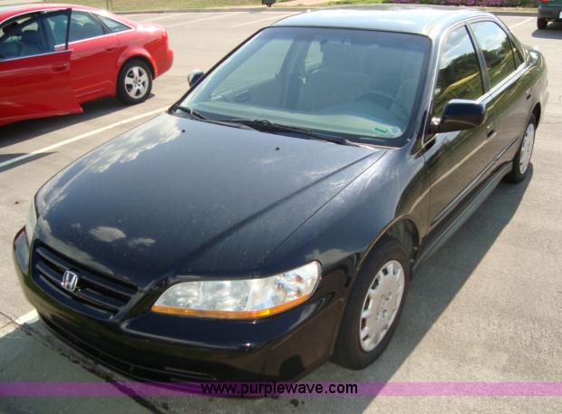 image for item 1951 2002 Honda Accord LX