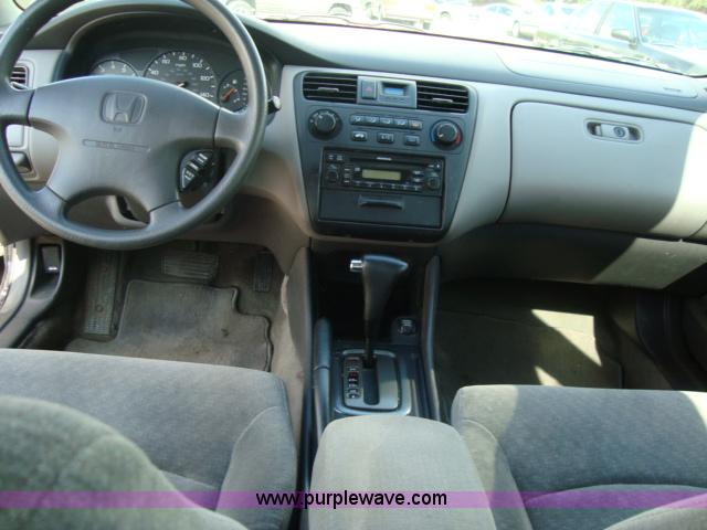 image for item 1951 2002 Honda Accord LX