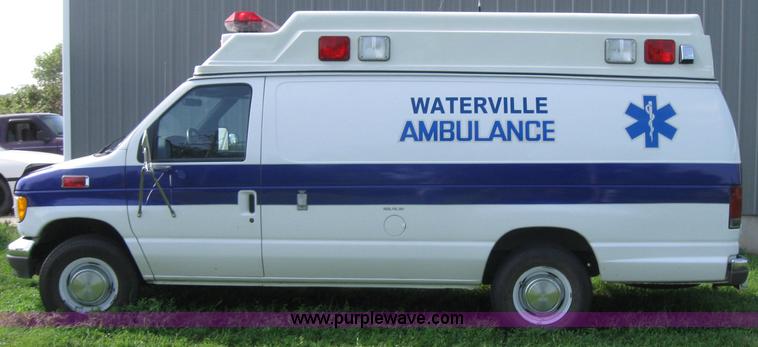 image for item 2510 1996 Ford E350 ambulance
