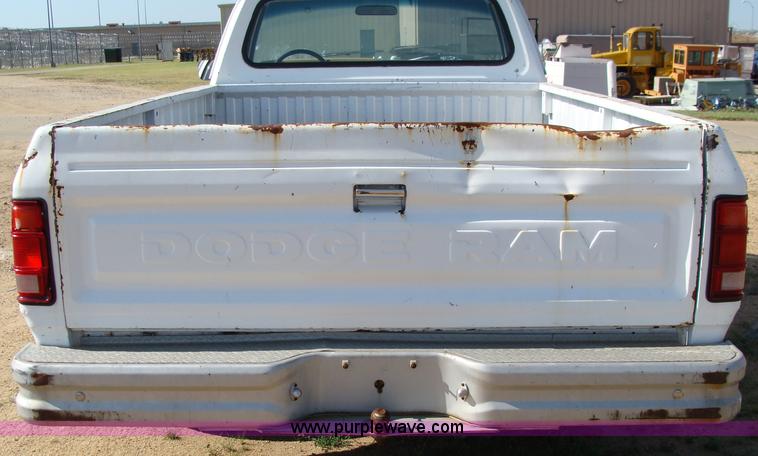 image for item 2593 1989 Dodge Ram 100