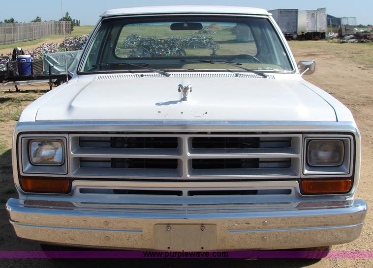 image for item 2593 1989 Dodge Ram 100