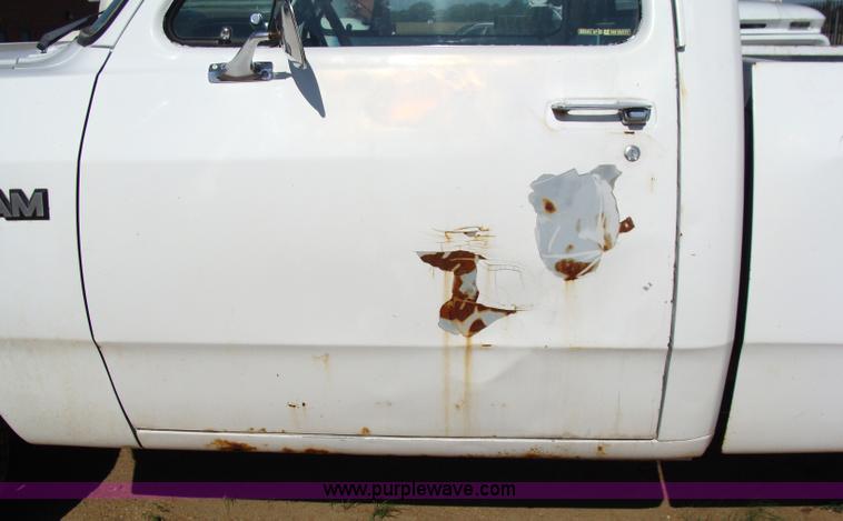 image for item 2593 1989 Dodge Ram 100
