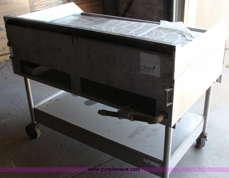 image for item 2597 2' x 4' gas griddle