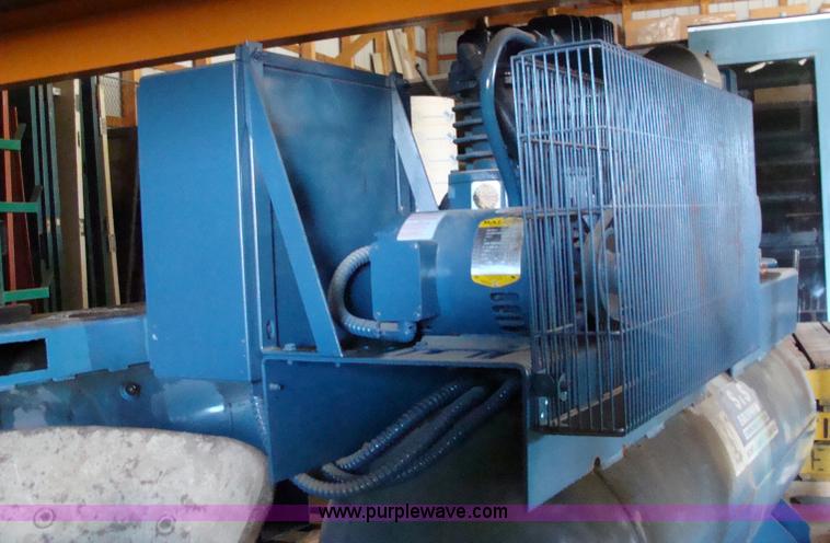 image for item 2599 Low pressure, high volume air compressor and an additional tank