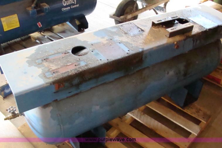 image for item 2599 Low pressure, high volume air compressor and an additional tank