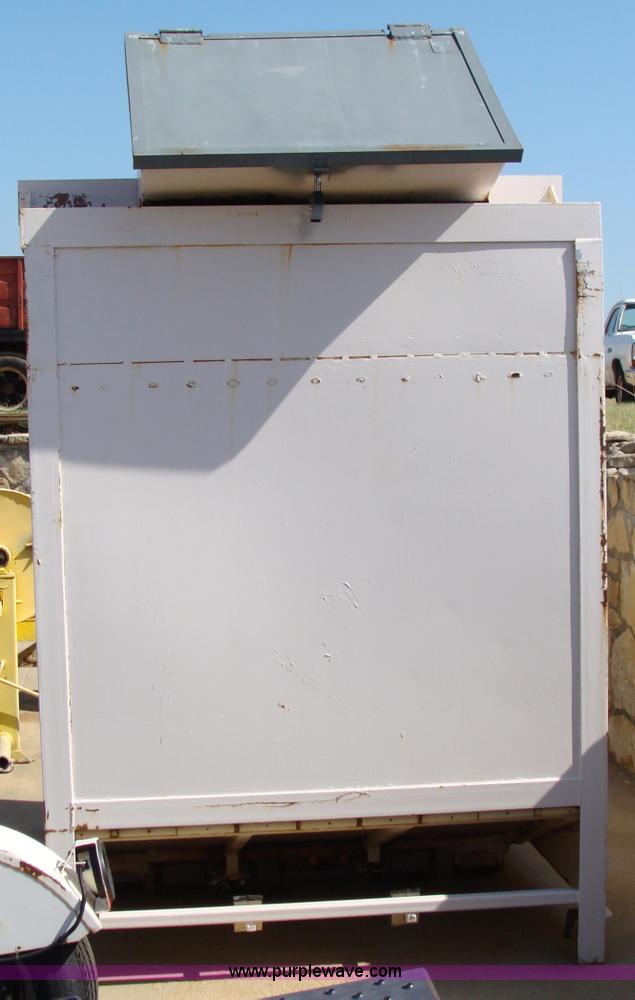 image for item 2604 Bottom dump trash dispenser