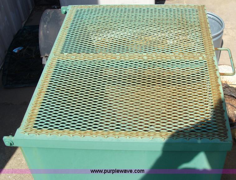 image for item 2605 Home-built electric can crusher