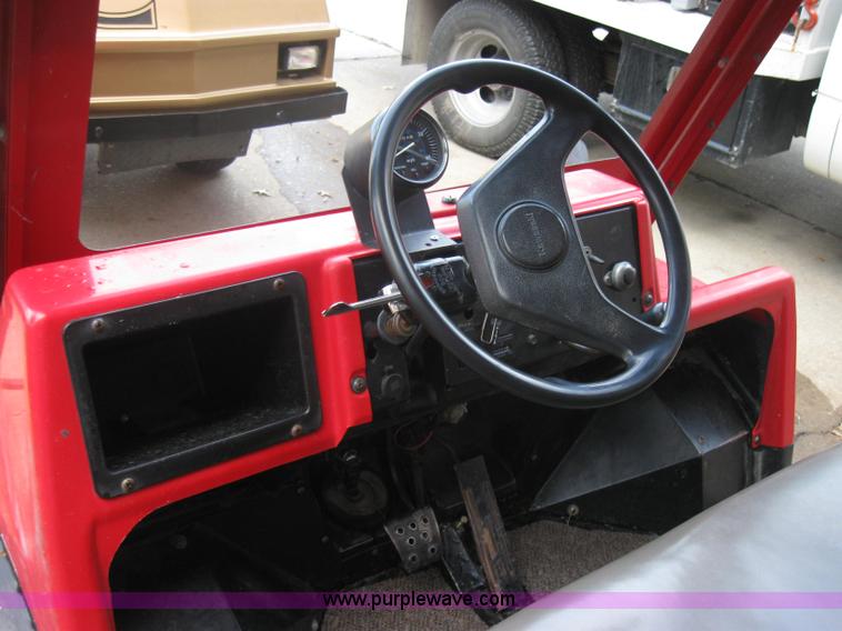 image for item 2712 1998 Kawasaki Mule 2500