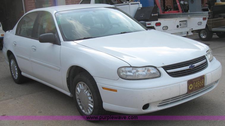 image for item 2714 2000 Chevrolet Malibu
