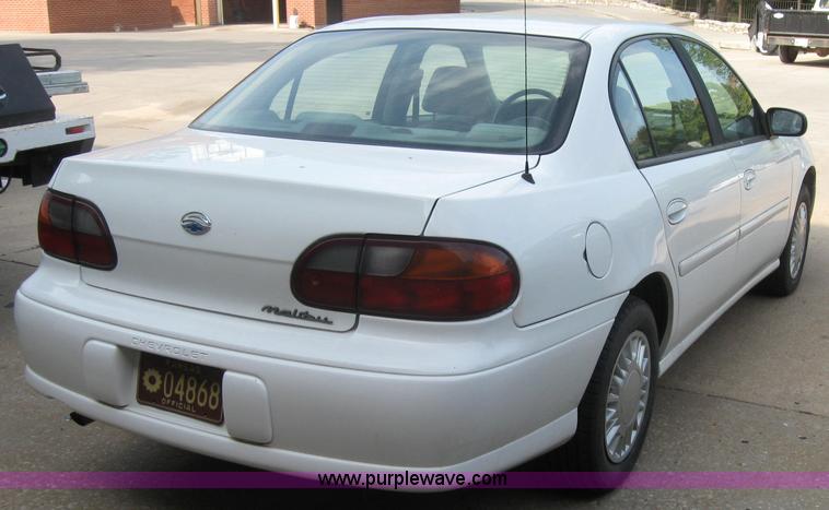 image for item 2714 2000 Chevrolet Malibu