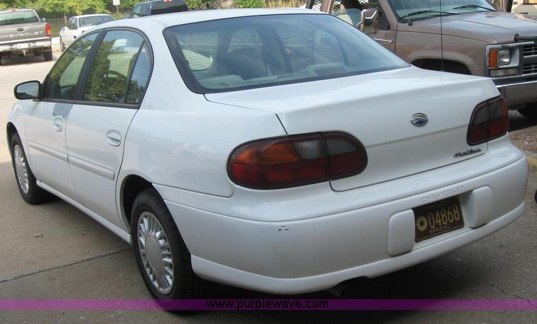image for item 2714 2000 Chevrolet Malibu