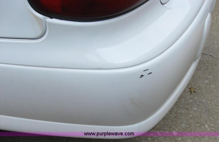 image for item 2714 2000 Chevrolet Malibu