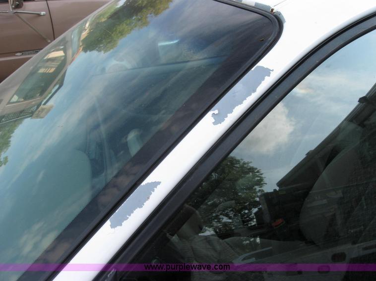 image for item 2714 2000 Chevrolet Malibu