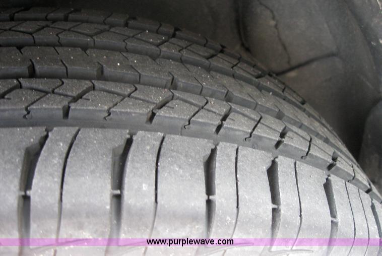 image for item 2714 2000 Chevrolet Malibu