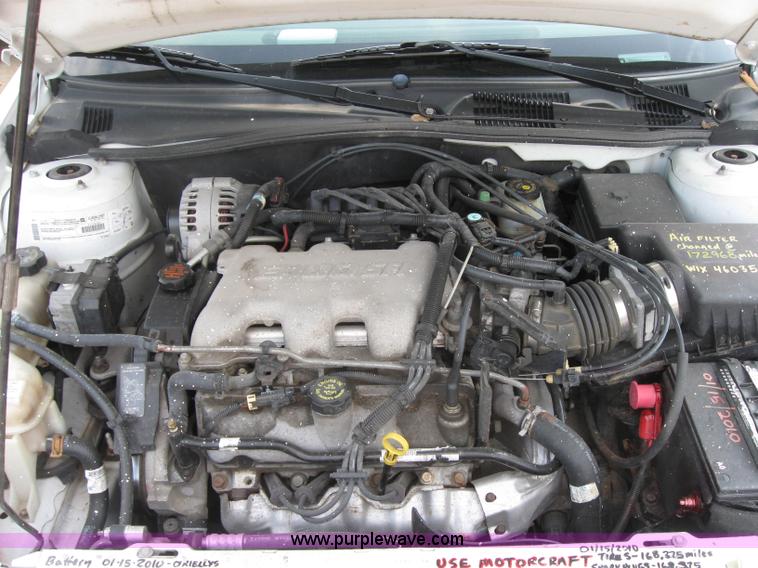 image for item 2714 2000 Chevrolet Malibu