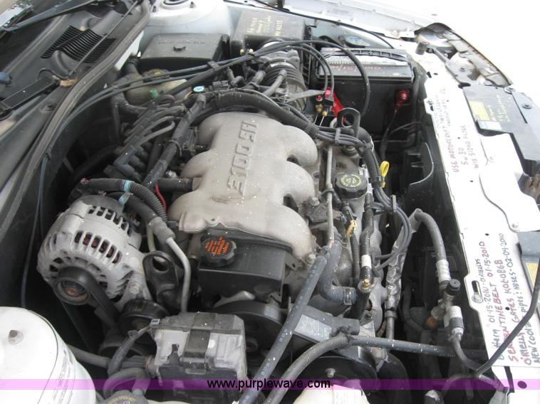 image for item 2714 2000 Chevrolet Malibu