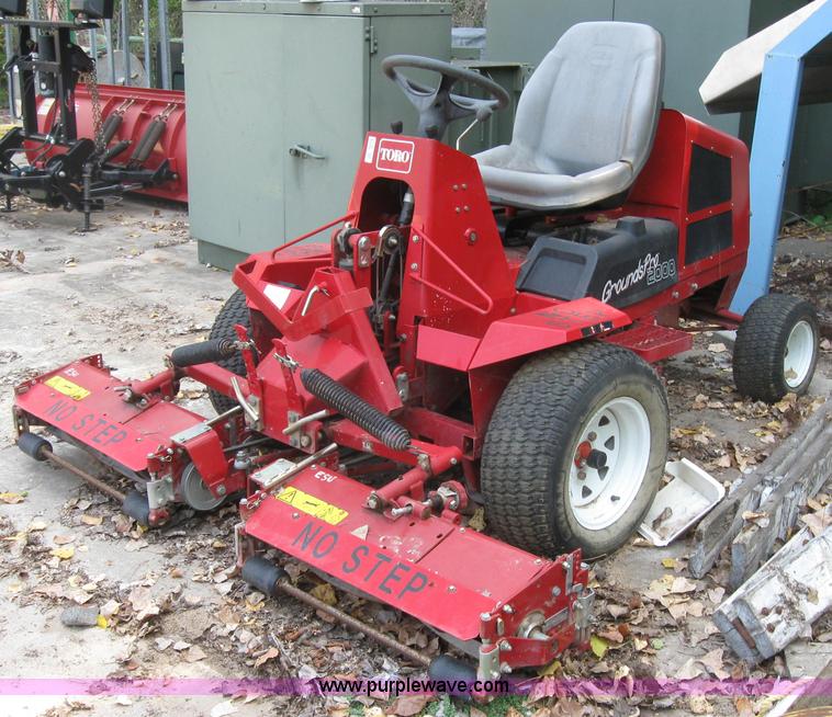 image for item 2719 Toro Ground Pro 2000 reel mower
