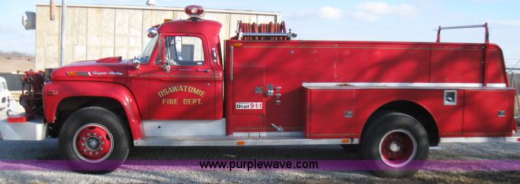image for item 5450 1969 Ford Super Duty fire truck