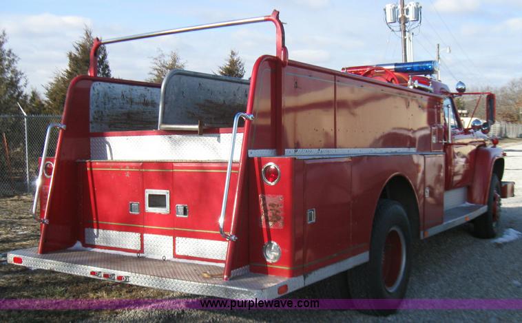 image for item 5450 1969 Ford Super Duty fire truck