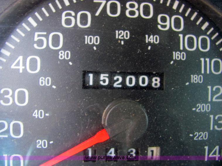 image for item 6780 2003 Ford Crown Victoria police sedan