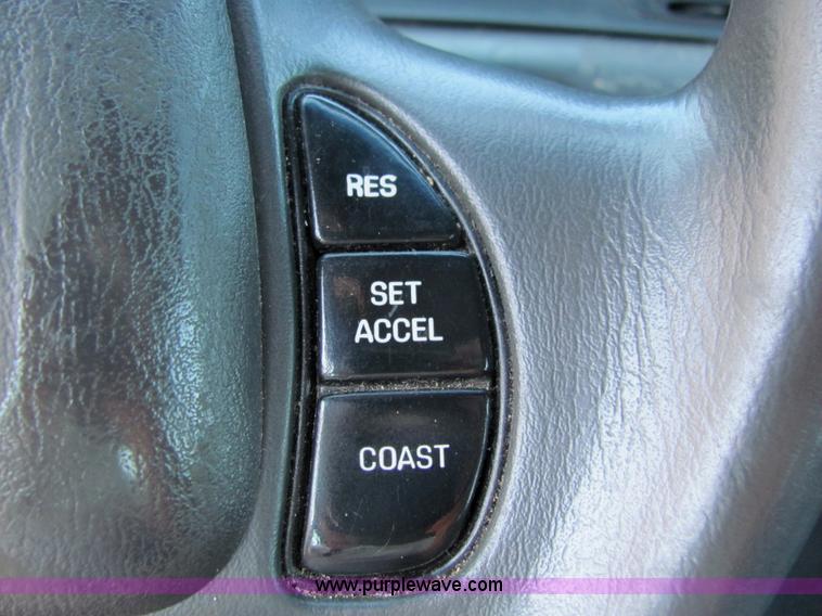 image for item 6780 2003 Ford Crown Victoria police sedan