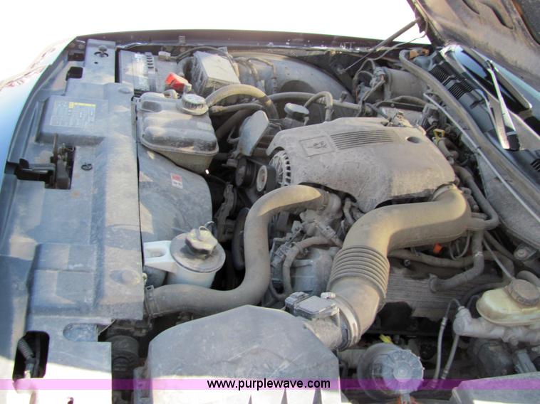 image for item 6780 2003 Ford Crown Victoria police sedan