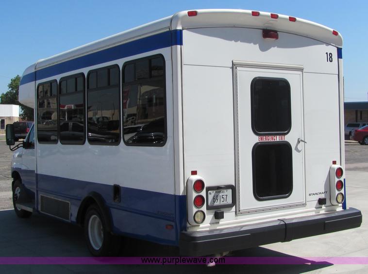 image for item 6783 2006 Ford E-450 12-passenger transit bus