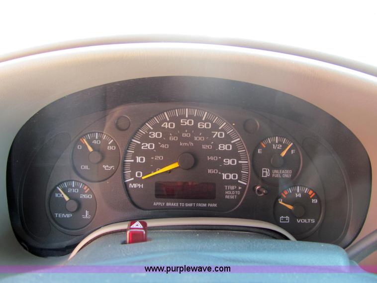 image for item 6784 1996 Chevrolet Astro van