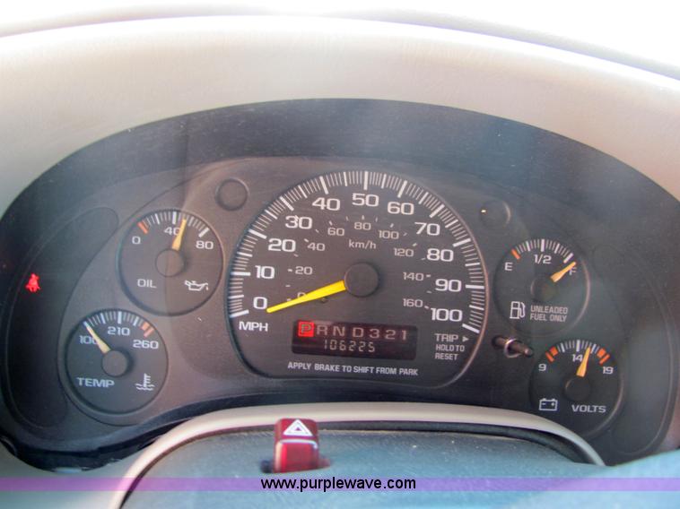 image for item 6784 1996 Chevrolet Astro van