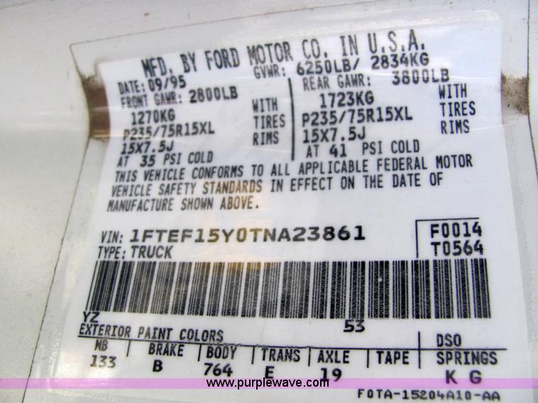 image for item 6786 1995 Ford F150 XL pickup