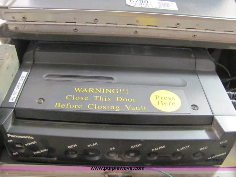 image for item 6790 (5) MRM data radios