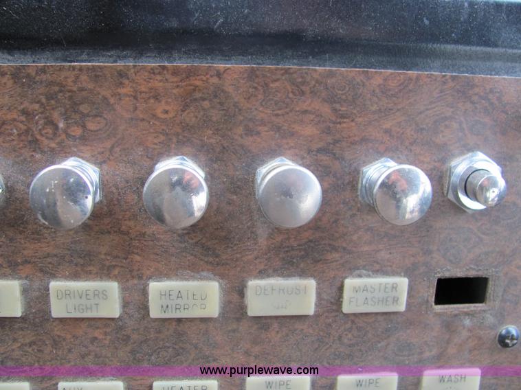 image for item 6815 1996 American Transportation Corp 3800 65-passenger bus