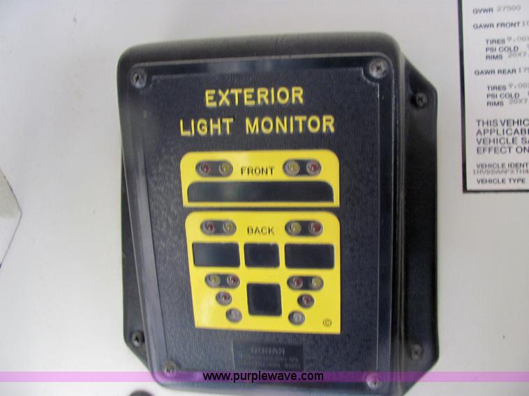 image for item 6815 1996 American Transportation Corp 3800 65-passenger bus