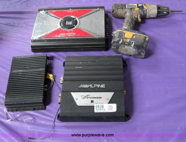 image for item 6836 Assorted stereo equipment